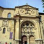 Cathédrale de Santo Domingo de la Calzada. Cette localité tire son nom du moine bénédictin, saint Dominique de la Chaussée, né en 1019 et connu pour ses constructions : ponts, églises et hôtelleries destinées aux pèlerins. La cathédrale a été construite à